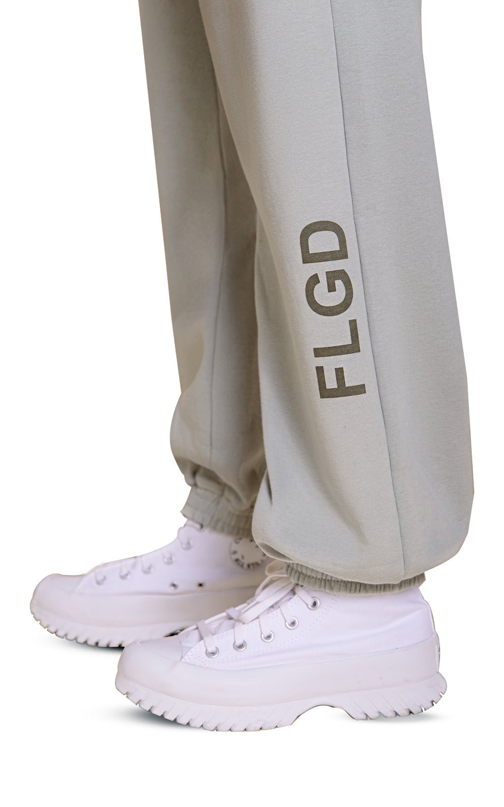 Free Spirit Women's Oversized Jogger Sweatpants Muted Moss - FLGD