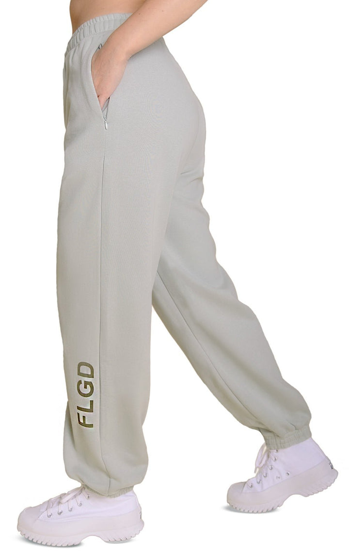 Free Spirit Women's Oversized Jogger Sweatpants Muted Moss - FLGD